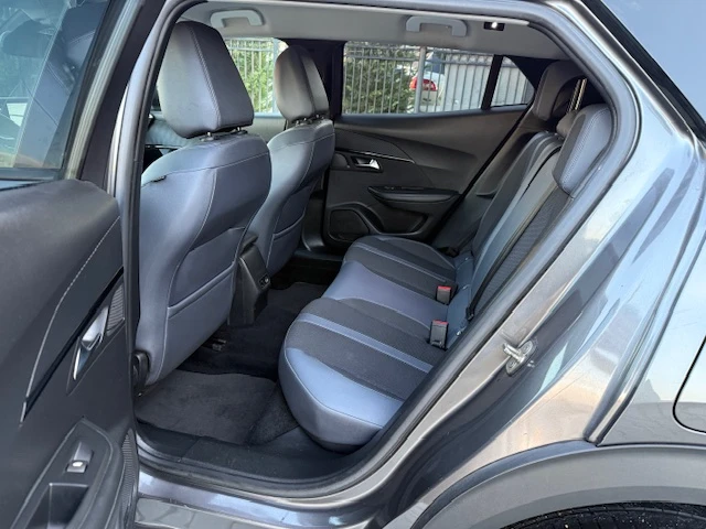 Peugeot 2008 - foto 8