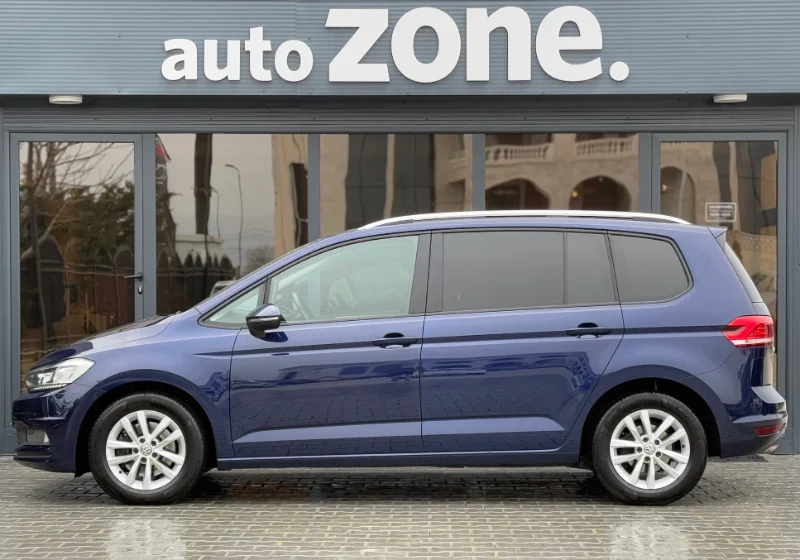 Volkswagen Touran - foto 5